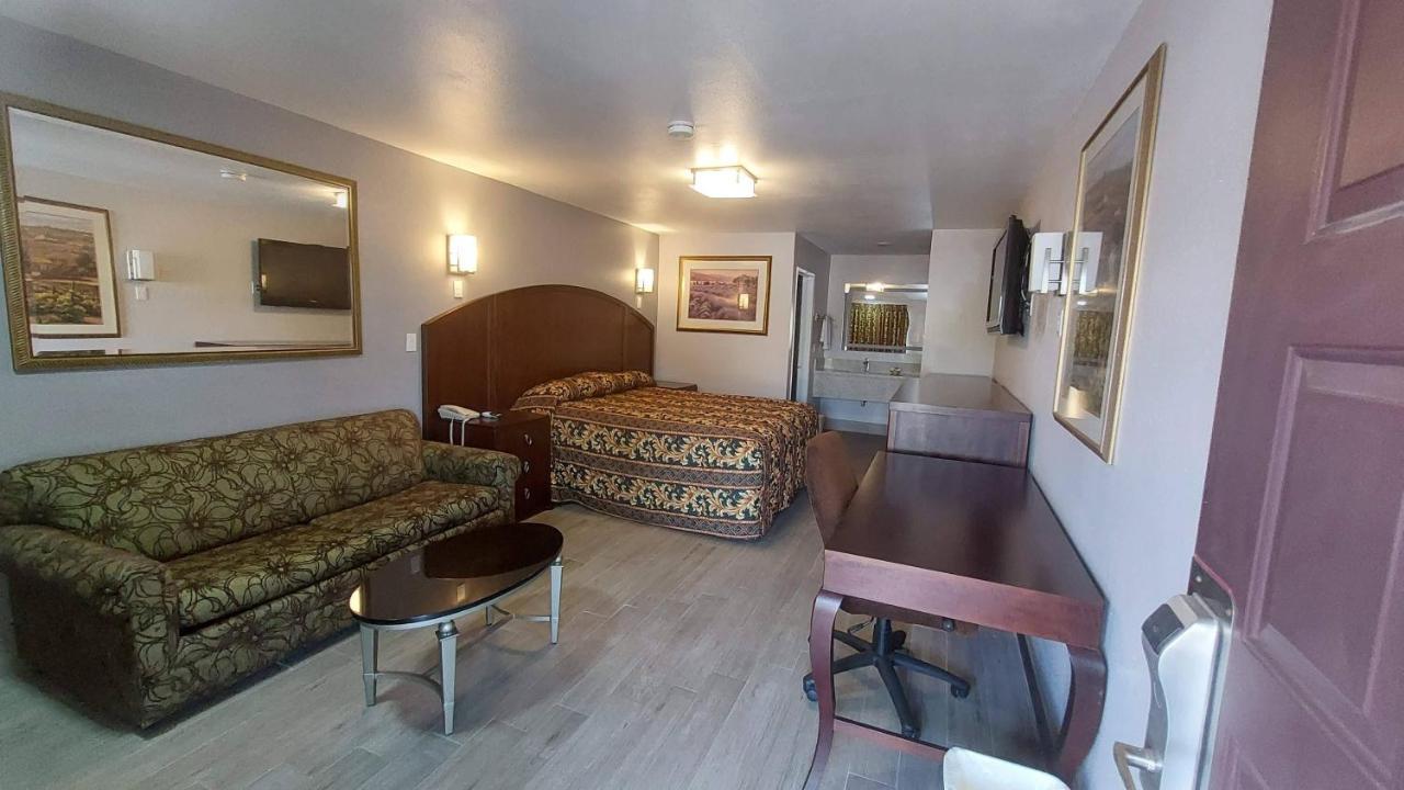 Regency Inn Norco Eksteriør bilde